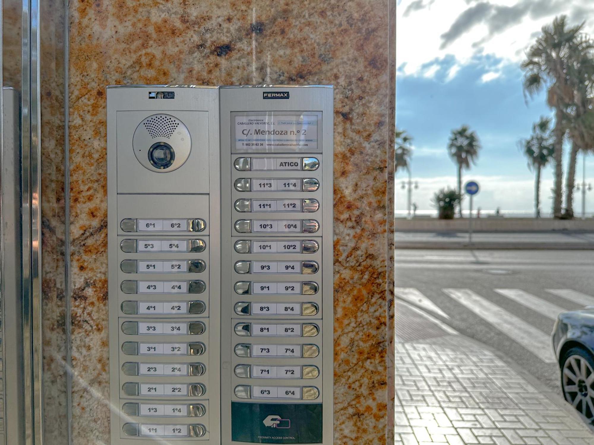 Apartamento Mirador Del Mediterraneo Malaga Bagian luar foto