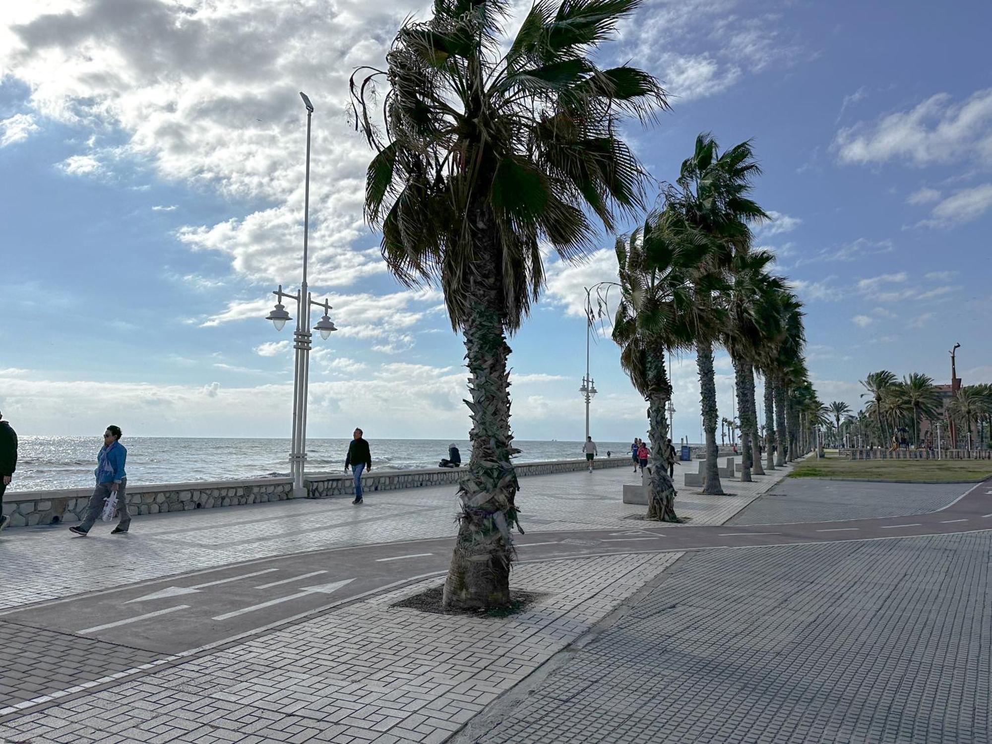 Apartamento Mirador Del Mediterraneo Malaga Bagian luar foto